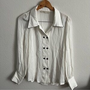 Ecru Emissary size medium white silk blend blouse with black accents